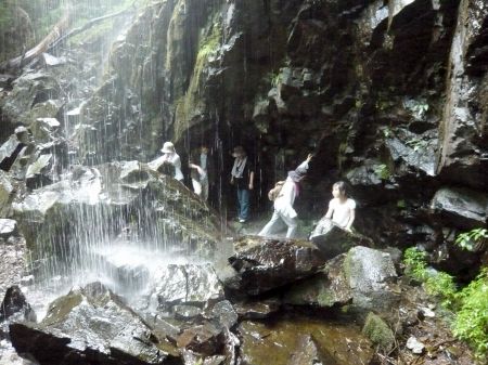 駒ヶ瀧の裏側を探検