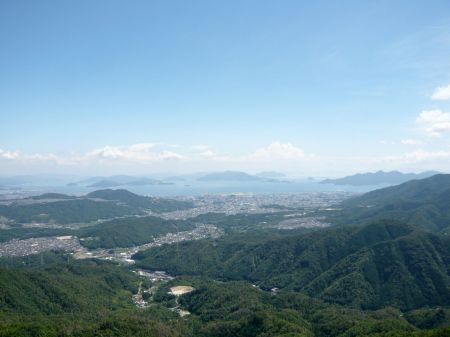 東峰