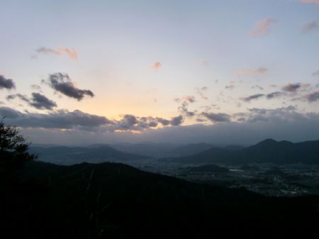 夕暮れの西の空