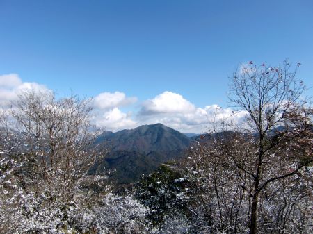高鉢山、安駄山