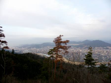 松笠山