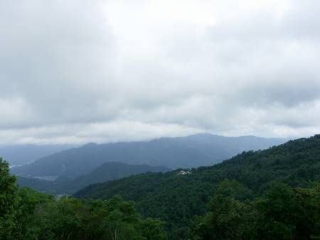 ｢みはらしの丘｣より鬼ヶ城山～白木山