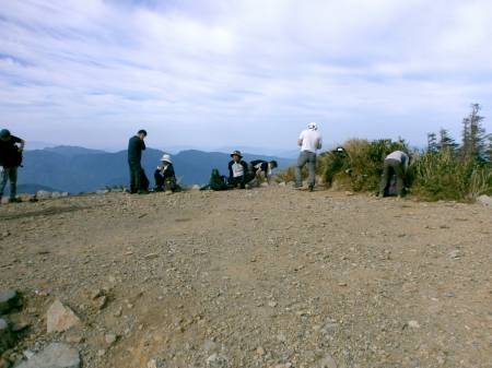 殿ヶ池非難小屋