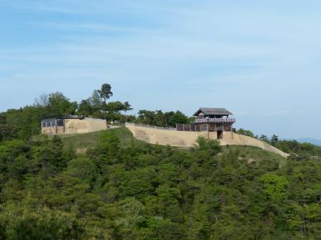 鍵岩(学習広場)