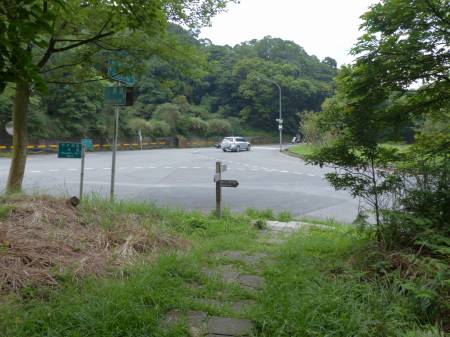 陽金公路人車分道