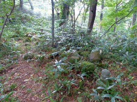 船上山古石塔群