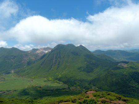 快晴！ 三俣山を望む