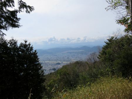 松笠山