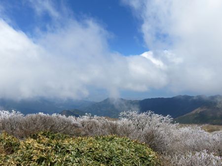 霧の晴れ間の展望