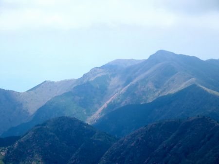西赤石山