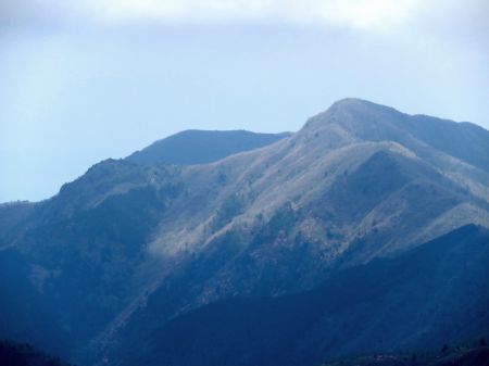 西赤石山