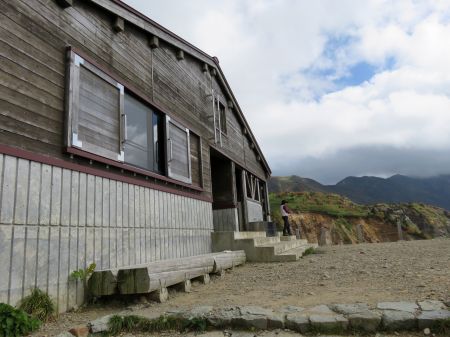 甚之助避難小屋