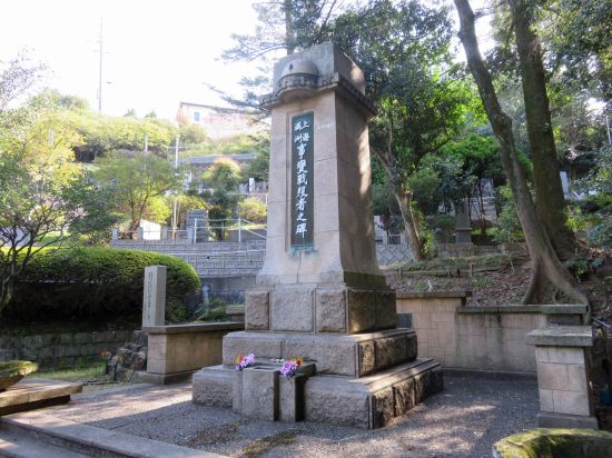 上海/満州事変戦死者之碑