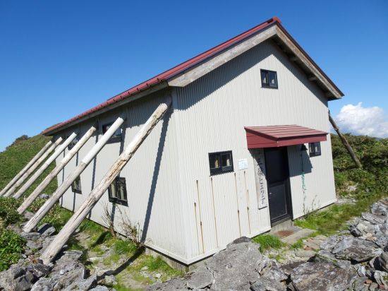 三嶺ヒュッテ