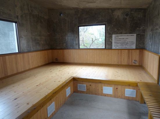 大船山避難小屋