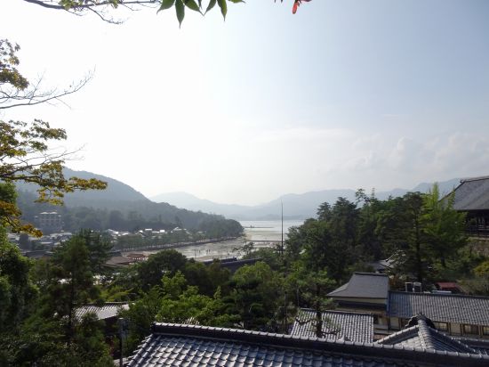 厳島神社方面