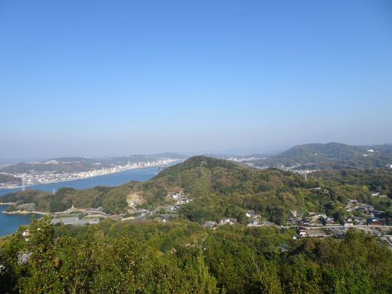 東岩岳