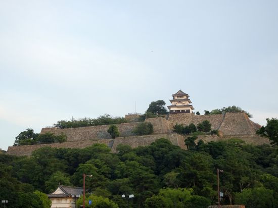 丸亀城