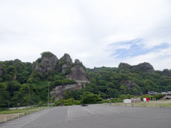 競秀峰
