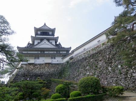 現存天守の雄姿