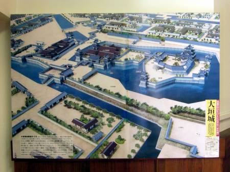 大垣城