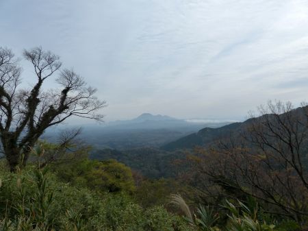 三瓶山